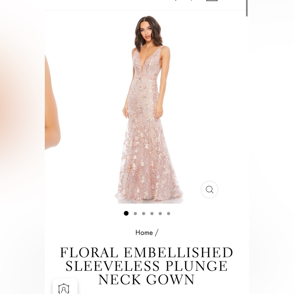 FLORAL EMBELLISHED SLEEVELESS PLUNGE NECK GOWN
